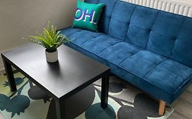 Spacious 2 Bedroom Flat In Paddington